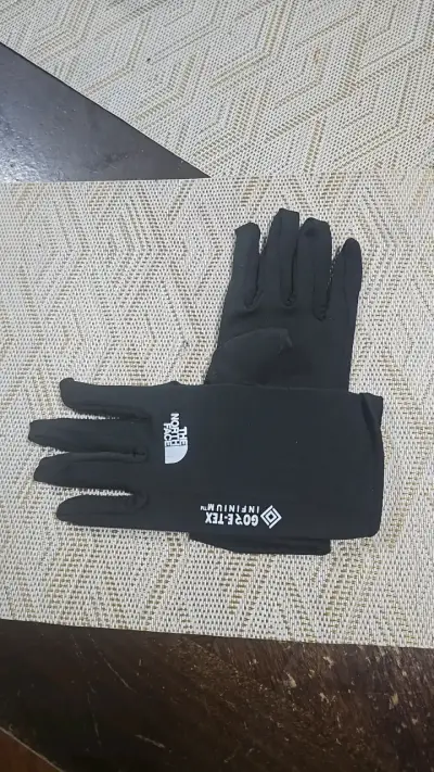 Guantes negros GORE-TEX - miniatura 1