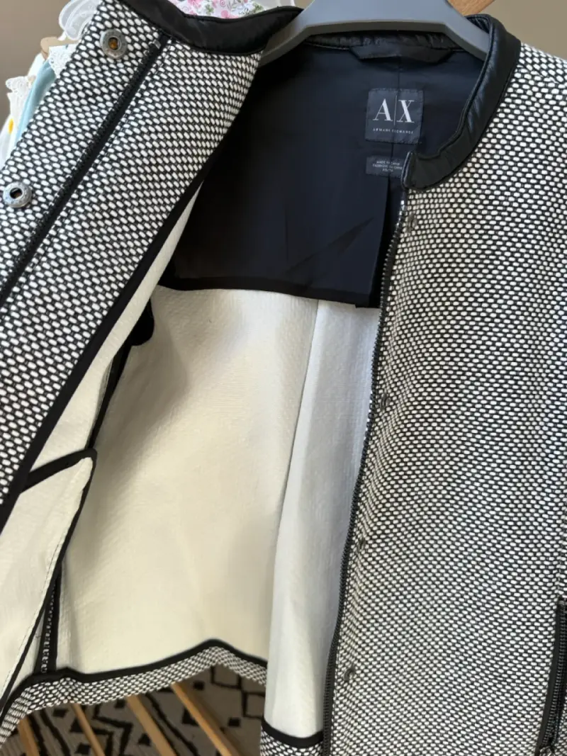 Chaqueta original Armani talla XS nueva - 1