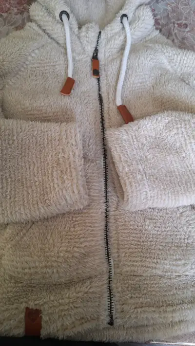 Chaqueta polar beige con capucha - miniatura 3