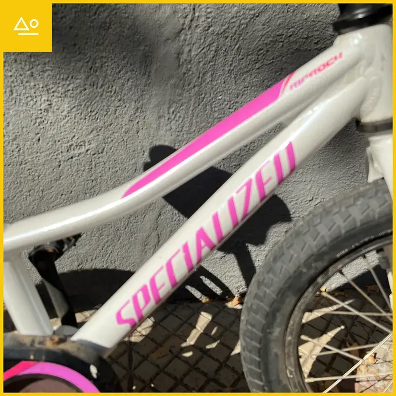 Bicicleta infantil Specialized rosada - 4