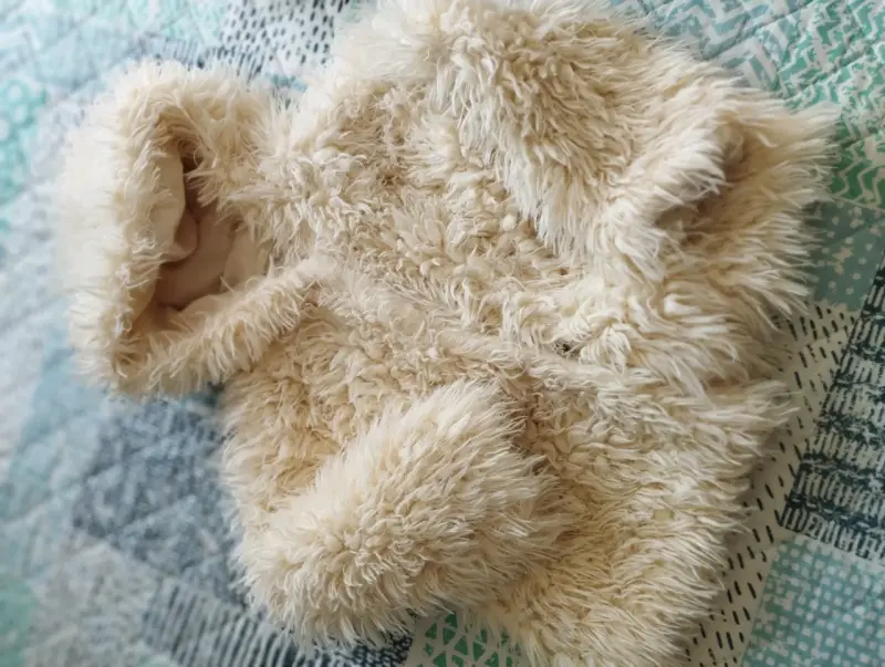 Abrigo peludo beige para niñas talla 4 Marca Yap - 3