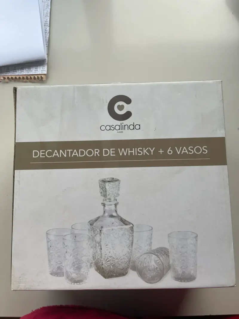 Set decantador whisky y 6 vasos - 1
