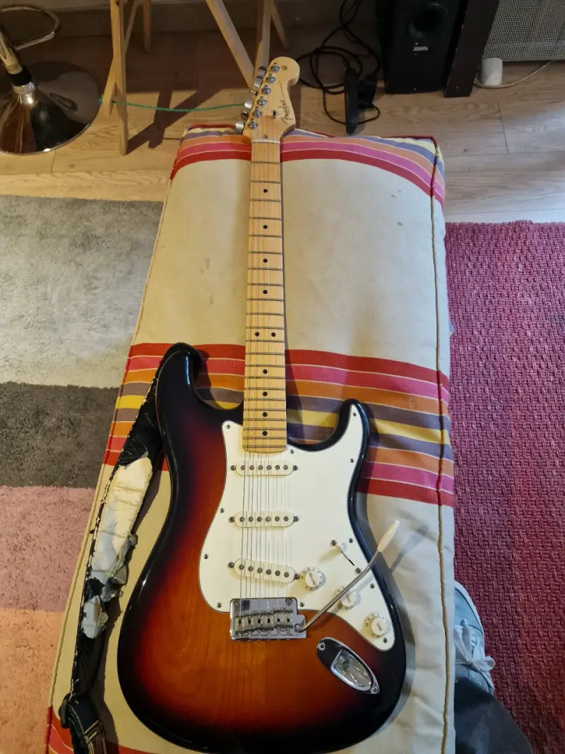 Fender Stratocaste american standard 2012 - 2