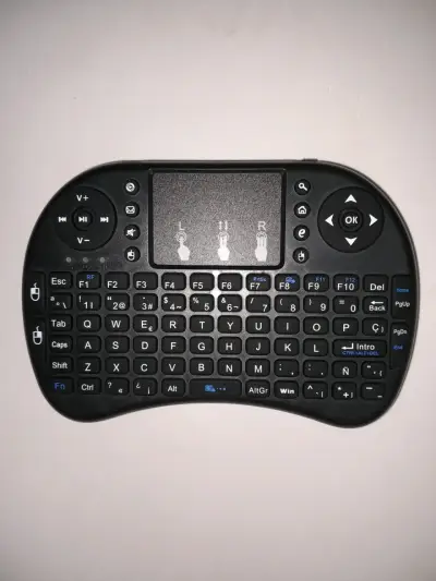 Teclado Mini Inalámbrico con Touchpad - miniatura 2