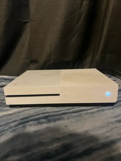 Xbox One S - miniatura 1