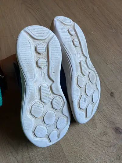 Zapatillas morada  Skechers - miniatura 3