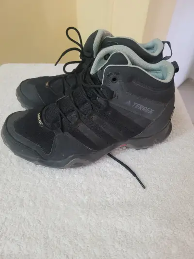Botas de trekking negras Gore-Tex - miniatura 1