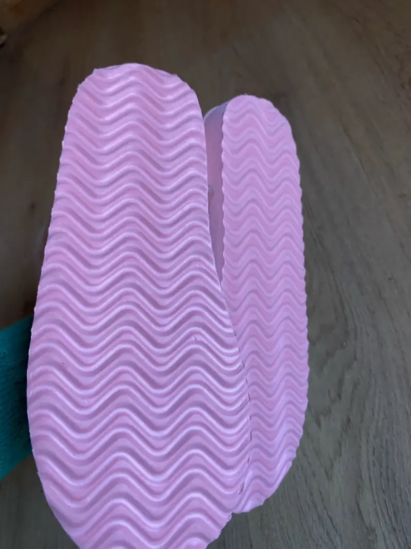 Botas rosadas de felpa - 3