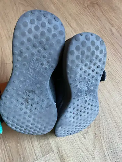 Zapatos negros para niña - miniatura 3