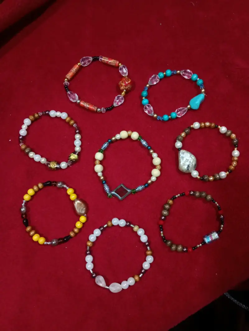 Pulseras artesanales - 2