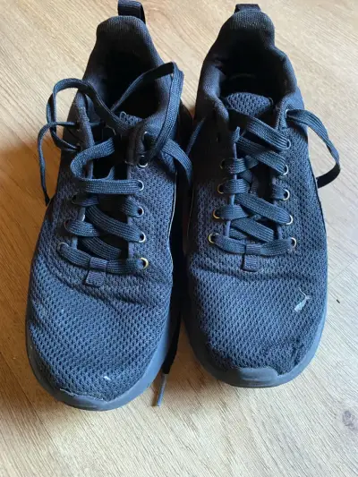 Zapatillas deportivas negras - miniatura 1