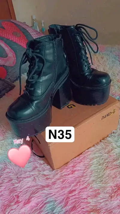 Zapatillas plataforma blancas, botas cafes $12.000 - miniatura 5