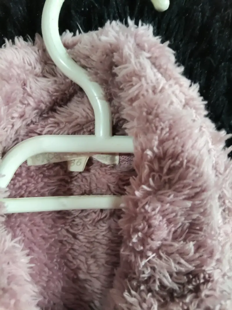 Abrigo rosado de peluche infantil - 3