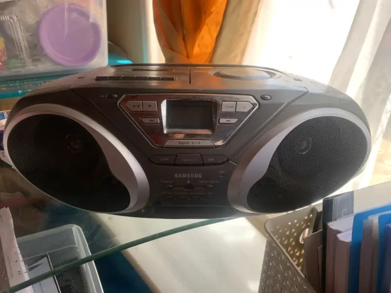 Radio boombox Samsung gris - 1