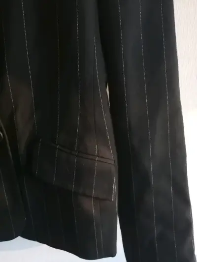 Blazer negro a rayas - miniatura 4