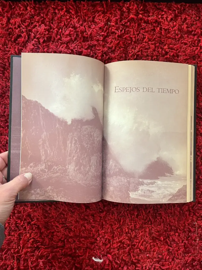 Libro 'Espejos del Tiempo'