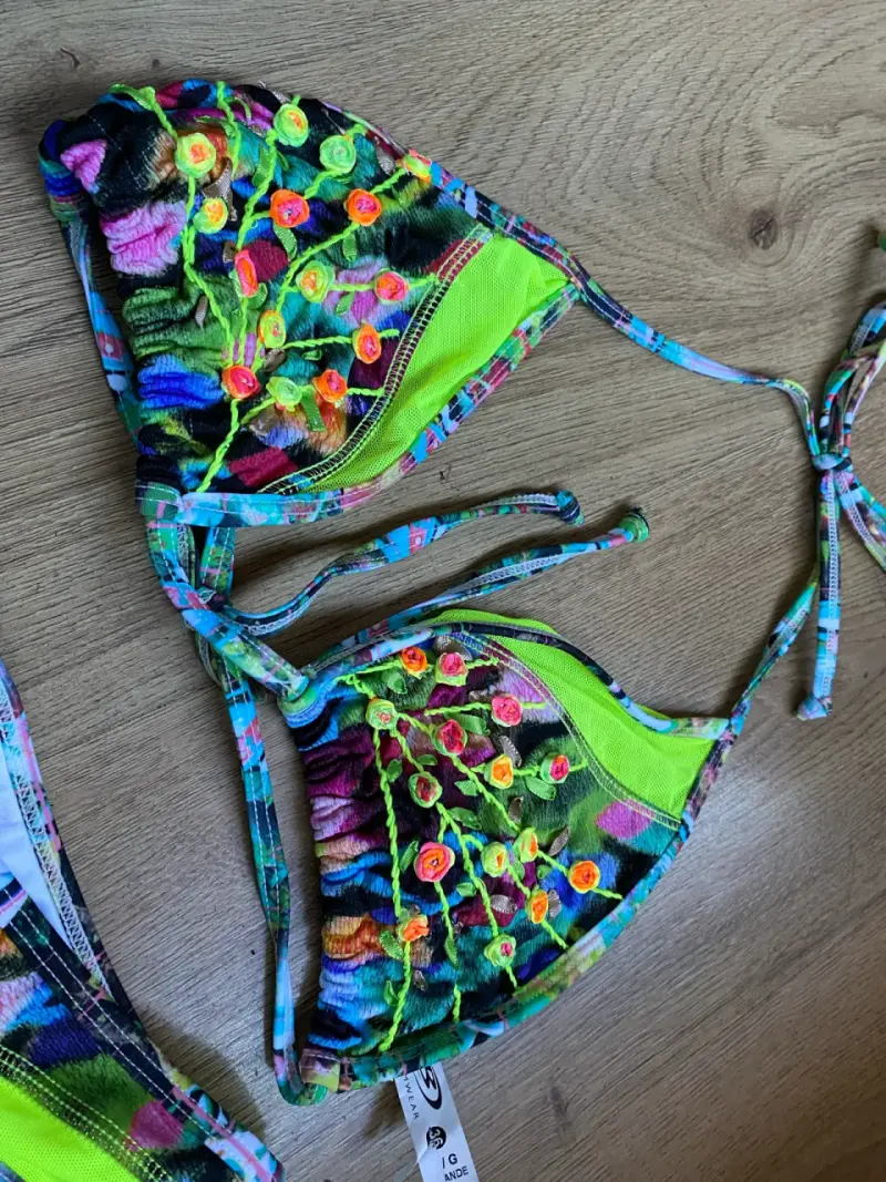 Bikini bordado colores brillantes - 2