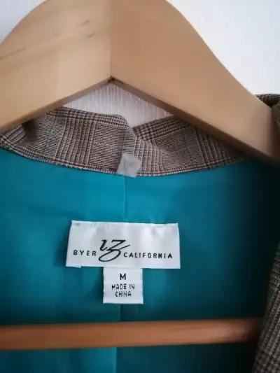 Blazer café elegante - miniatura 4