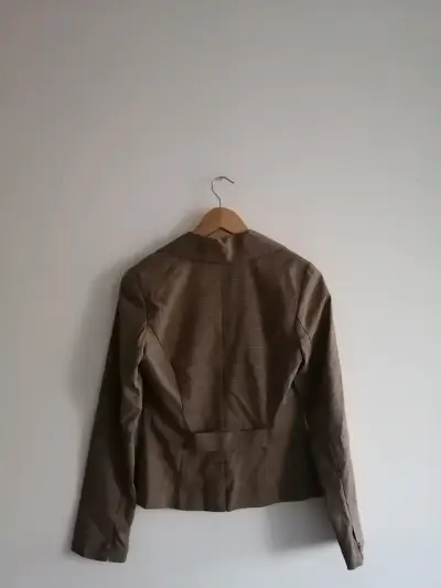Blazer café elegante - miniatura 6