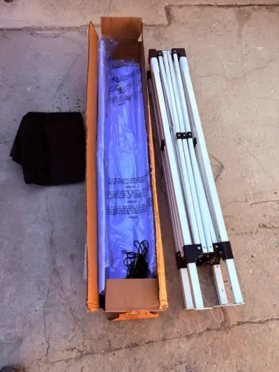 Carpa plegable con estructura metálica - miniatura 1