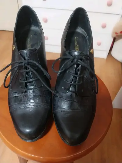 Zapatos Oxford negros de cuero, marca gacel 40 - miniatura 1