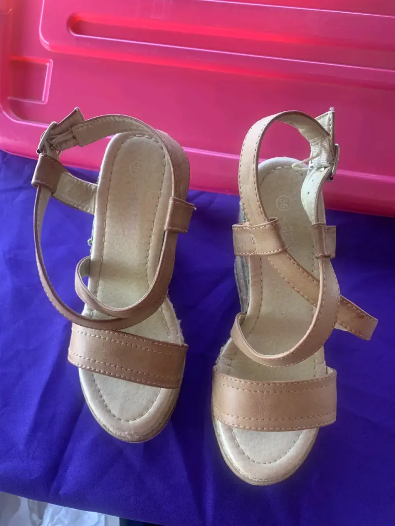 Sandalias de cuña marrones - 2