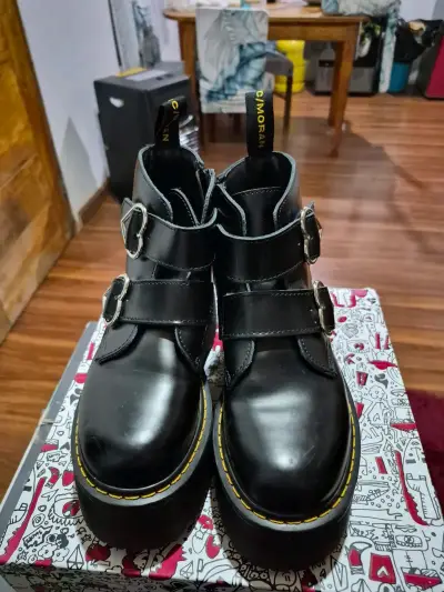 Botines  negras con plataforma - miniatura 1