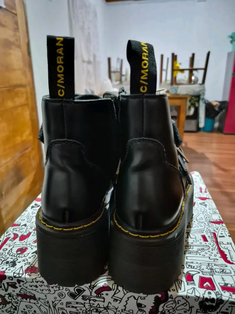 Botines  negras con plataforma - 4
