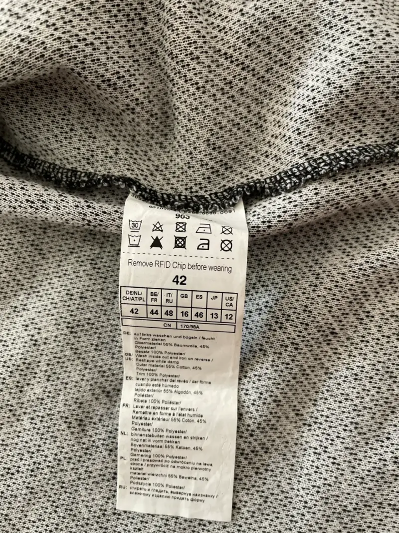 Chaqueta gris de mujer - 5