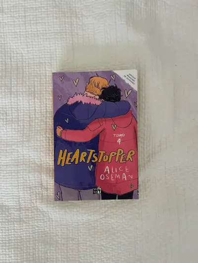 Libro Heartstopper Tomo 4 - miniatura 1