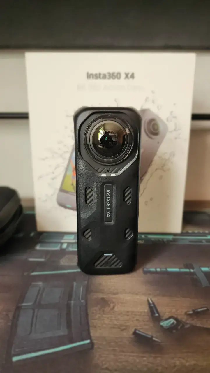 Cámara Insta360 X4 - 1