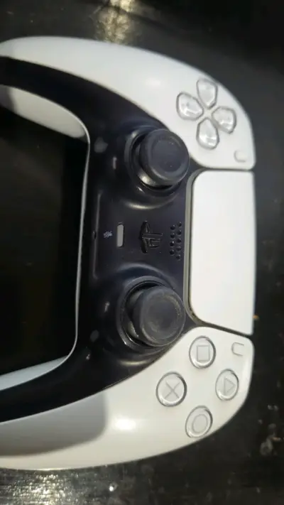 Control inalámbrico PS5 blanco - miniatura 1