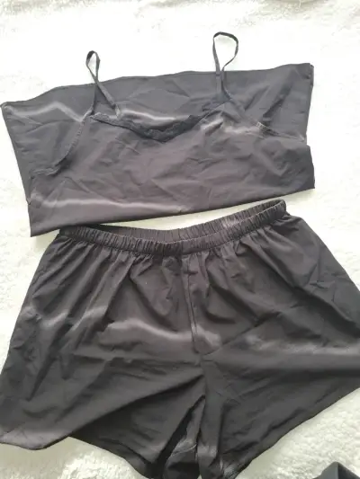 Conjunto pijama negro mujer - miniatura 1