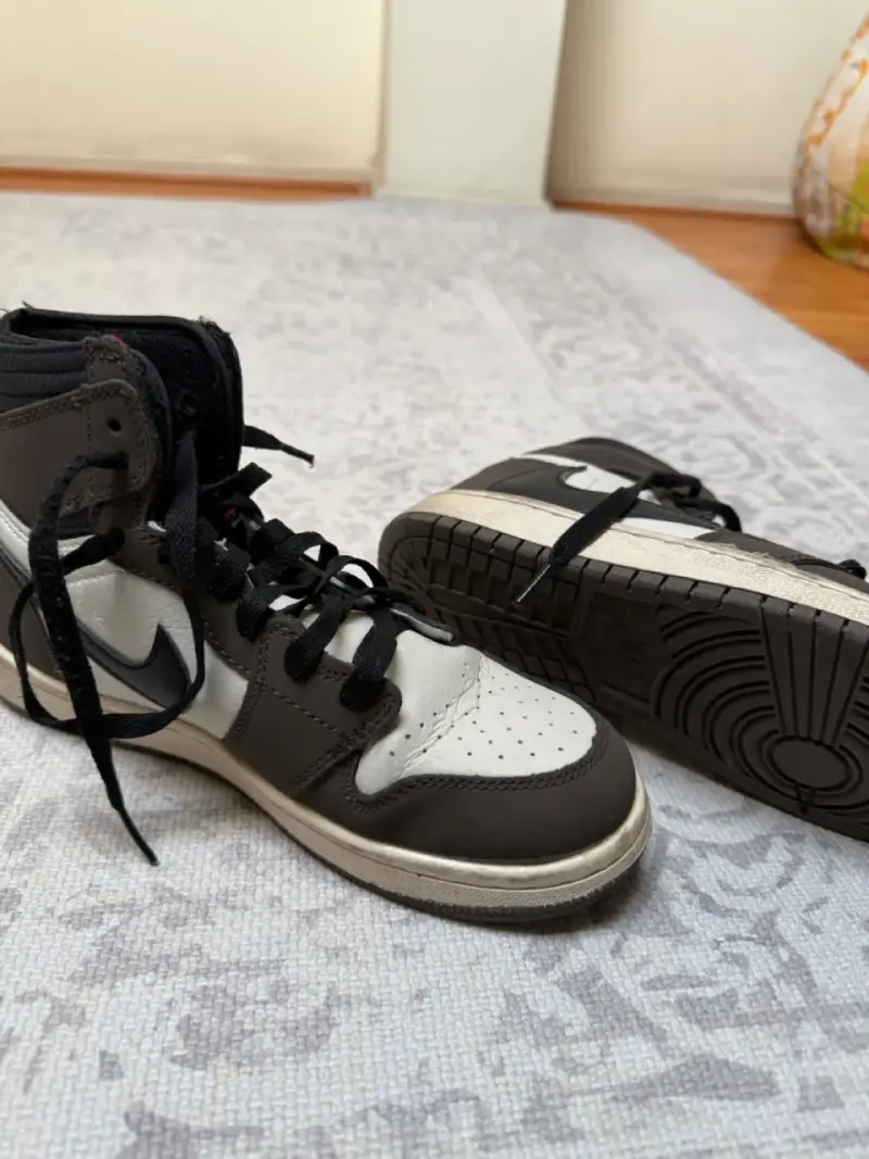 Jordan Travis Scott G5 - 4