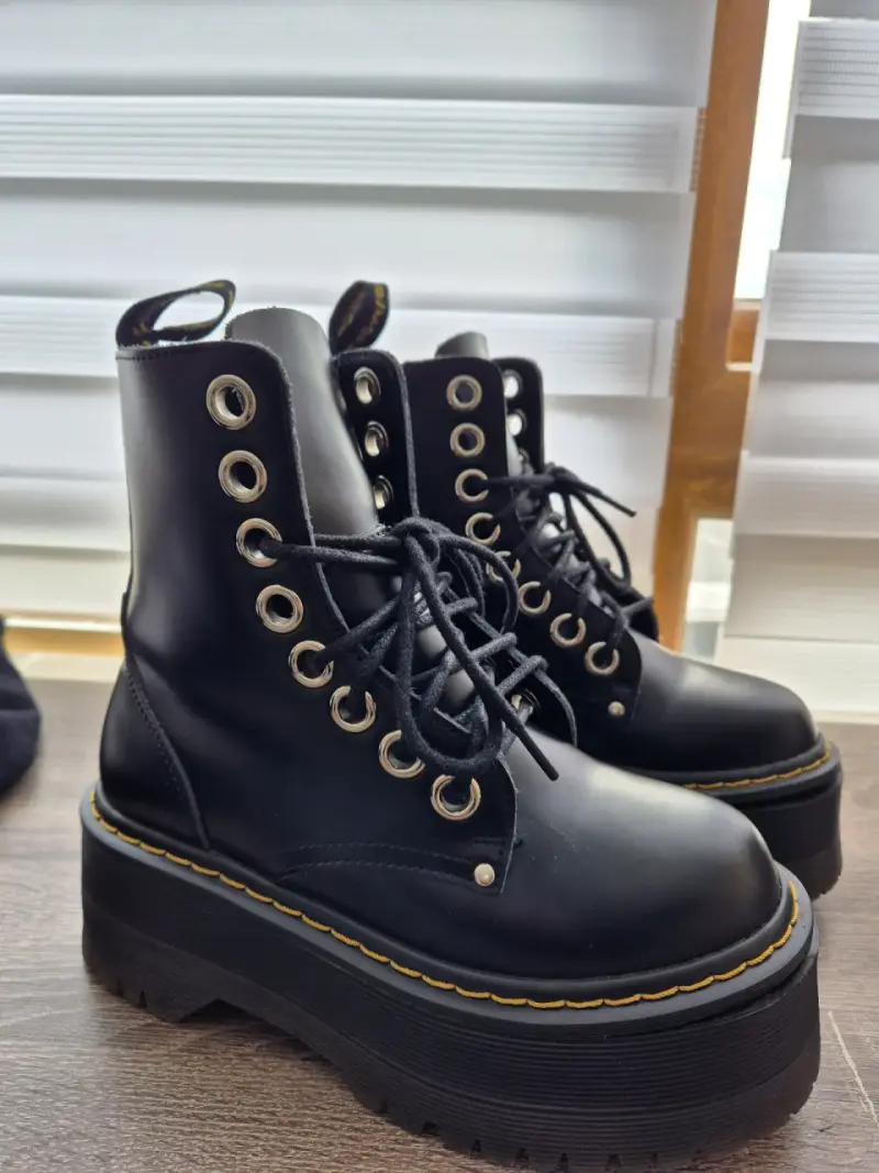 Botas negras plataforma - 1