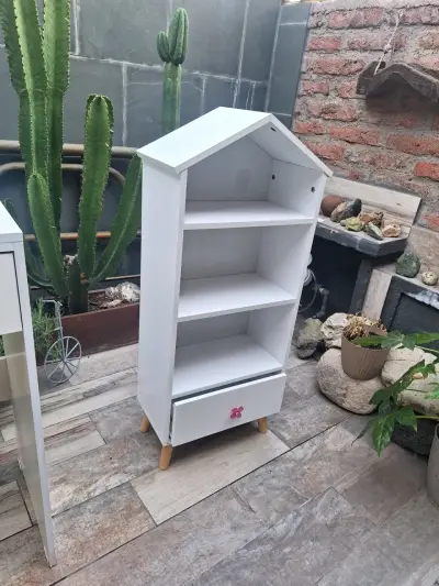 Tocador blanco con espejo y luces - miniatura 2