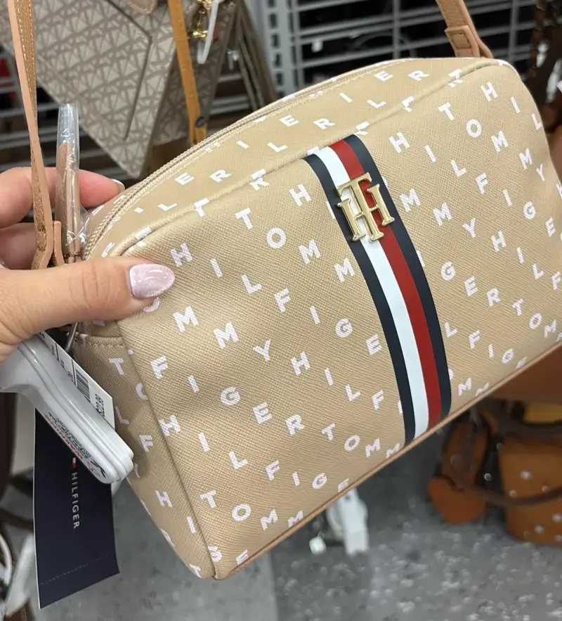 Cartera negra Tommy Hilfiger - 3