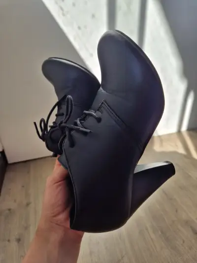 Zapatos de taco - miniatura 1