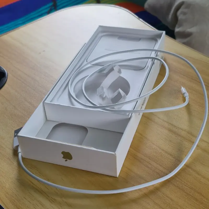 iPhone 14 Pro Max Dorado 256GB - 2