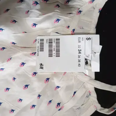 Polera estampado H&M blanco - miniatura 2
