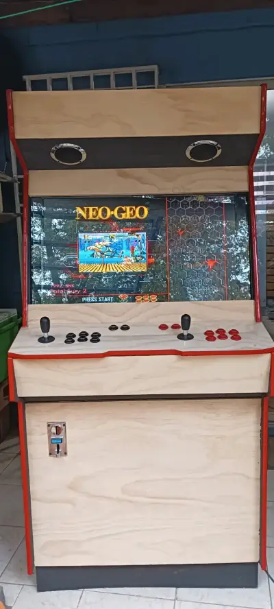 Máquina arcade con juegos retro - miniatura 2