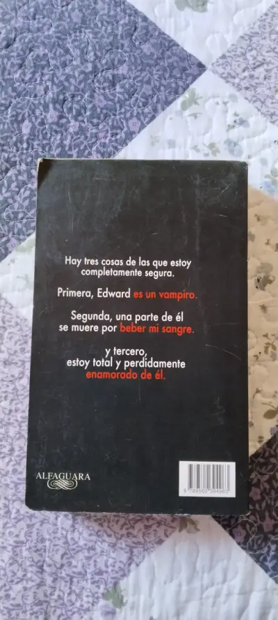 Libro Crepúsculo, primero de la Saga - miniatura 3