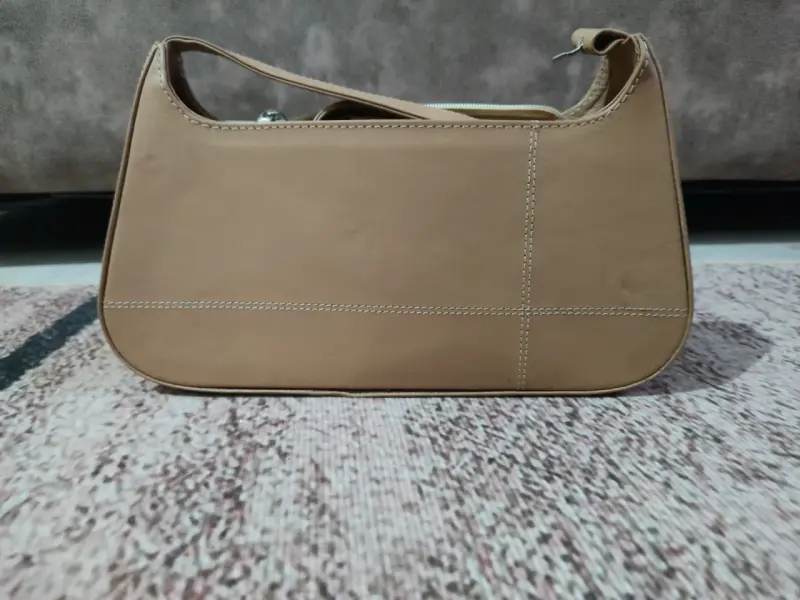 Cartera pequeña y elegante,colores neutros - 3