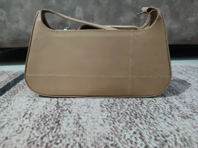 Cartera pequeña y elegante,colores neutros - miniatura 3