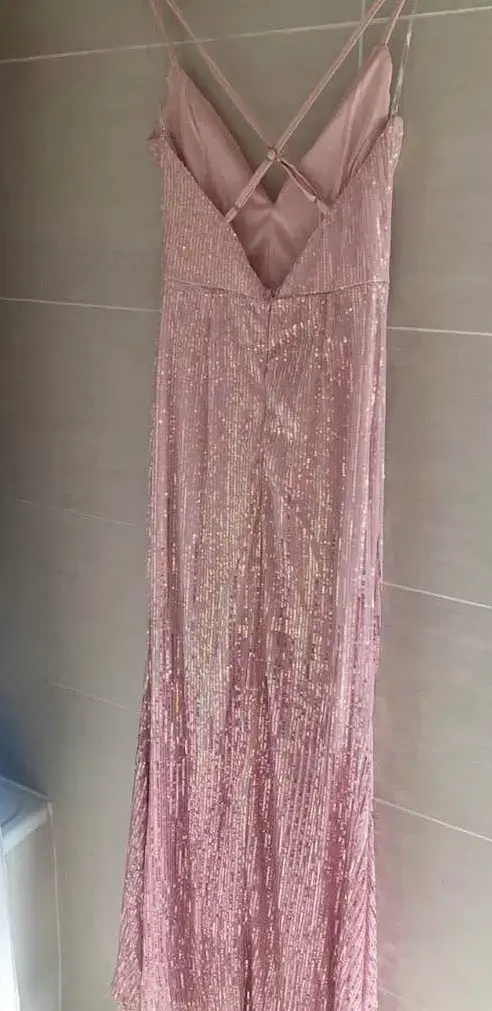 Vestido largo rosado con lentejuelas - 4