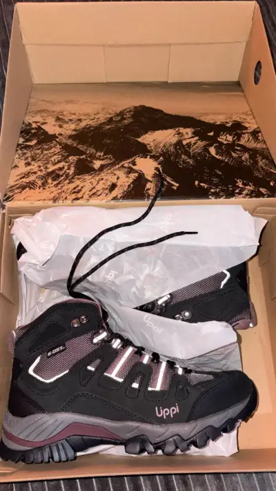 Zapatillas de trekking Lippi negras - miniatura 1