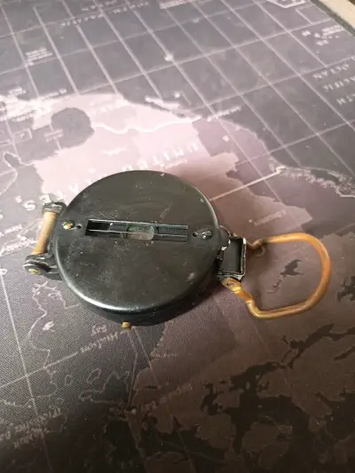 Brújula metálica plegable - miniatura 3