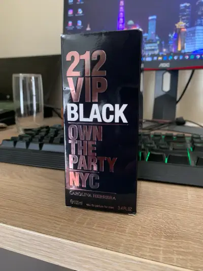 FRASCO VACIO 212 vip black - miniatura 2