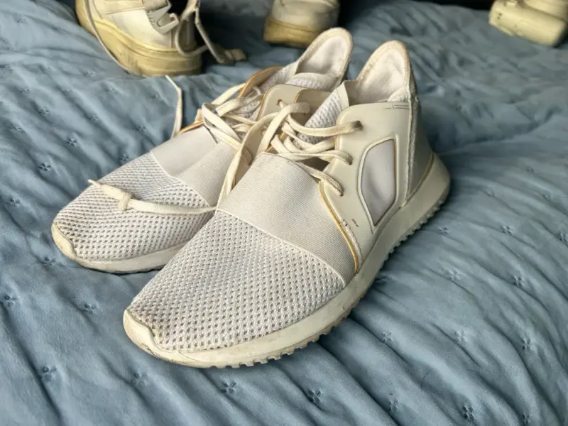 Zapatillas deportivas blancas