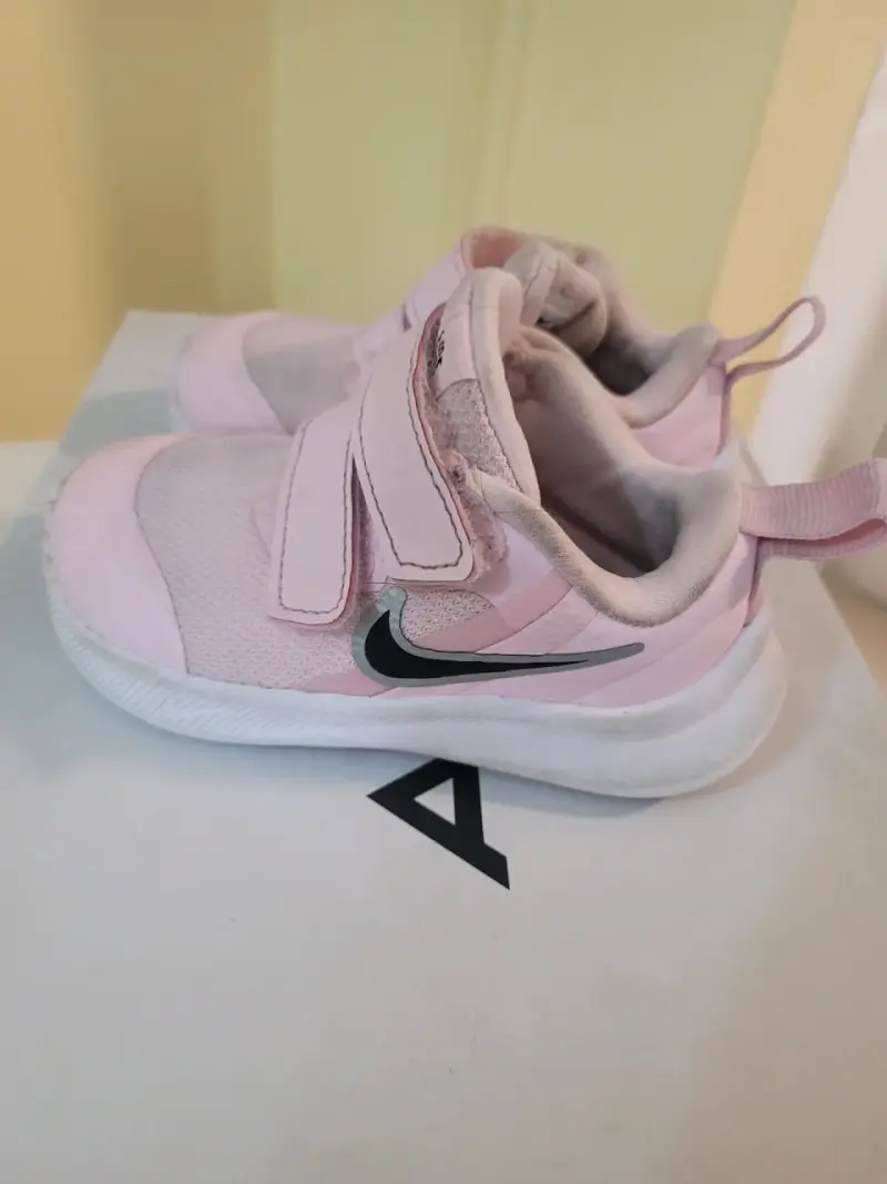 Zapatillas rosadas para niños t21 - 2